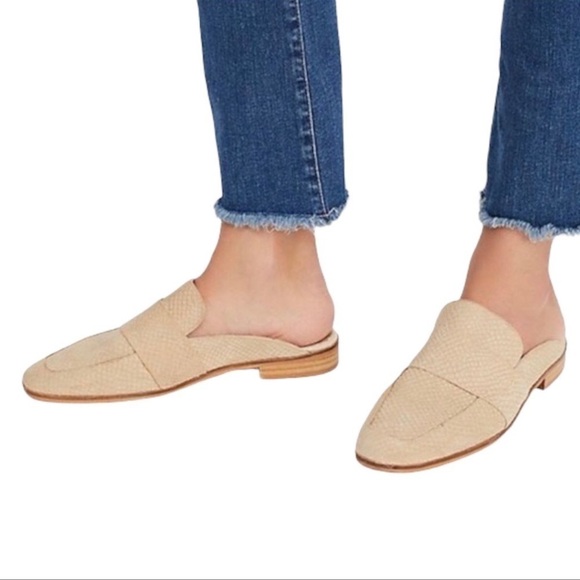 FREE PEOPLE TEXTILE AT EASE LOAFER BEIGE SNAKE MULE BACKLESS shoe - Picture 1 of 8